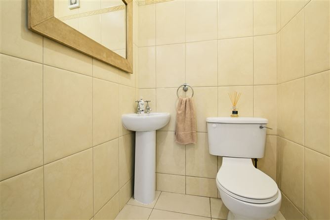 34 Whitestrand, Aylesbury Park, Sligo, Sligo
