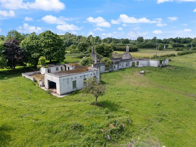 5.5 Acres of Commercially Zoned Land, Carraroe, Sligo