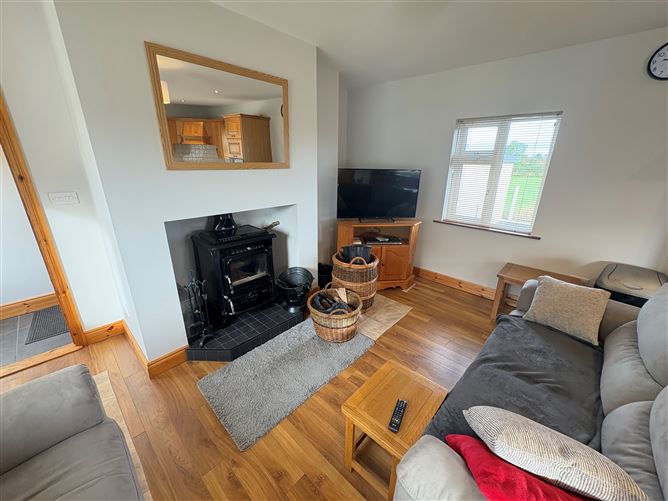 Novhoval, Knocknagree, Cork
