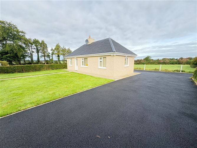Novhoval, Knocknagree, Cork