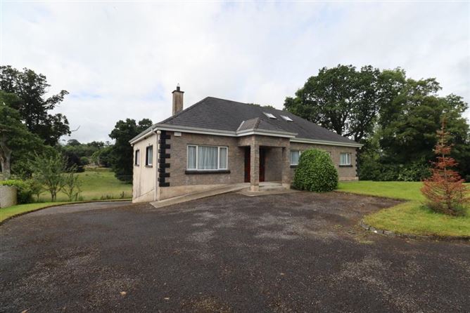 Lismore Demesne, Crossdoney, Co. Cavan