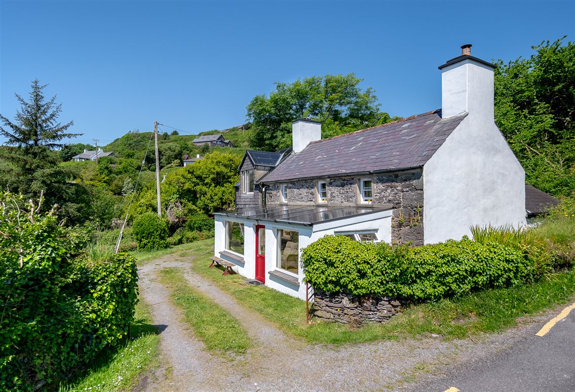 John’s House, Derrynane Beg, Caherdaniel, Co. Kerry, V23HF43 John’s House, Derrynane Beg, Caherdaniel, Co. Kerry, V23HF43