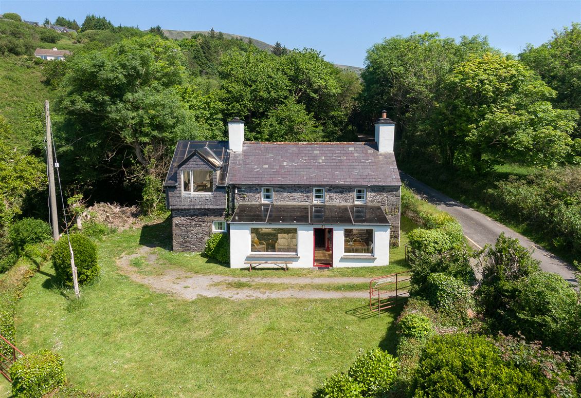 John’s House, Derrynane Beg, Caherdaniel, Co. Kerry, V23HF43 John’s House, Derrynane Beg, Caherdaniel, Co. Kerry, V23HF43