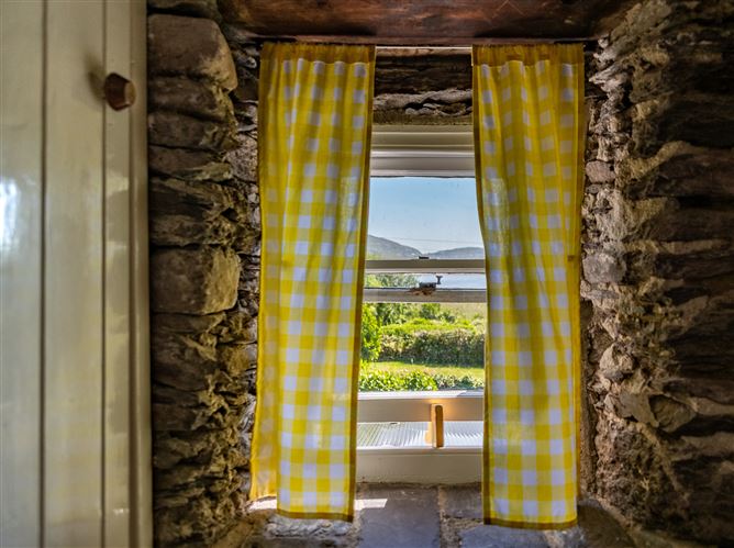 Photo 33 of 46 — John's House, Derrynane Beg, Caherdaniel, Co. Kerry