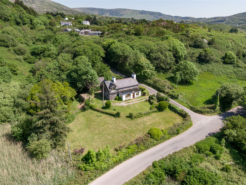 John’s House, Derrynane Beg, Caherdaniel, Co. Kerry, V23HF43 John’s House, Derrynane Beg, Caherdaniel, Co. Kerry, V23HF43