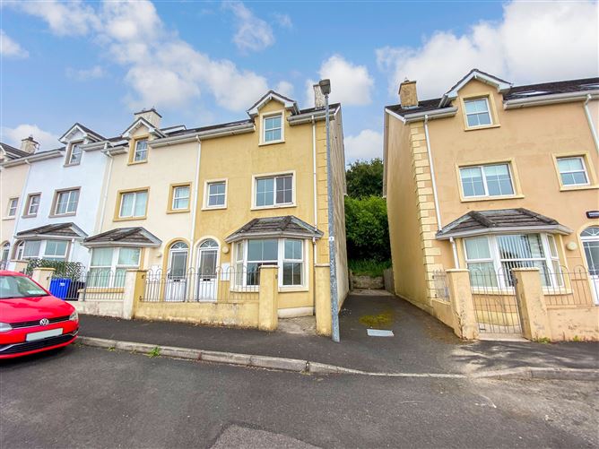 4 Na Hinsean, Manorcunningham, Co. Donegal