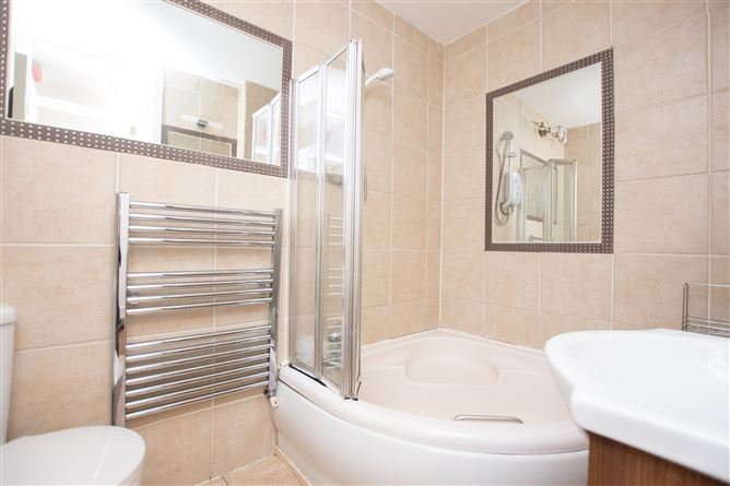3 Albert Court, Sandycove, County Dublin