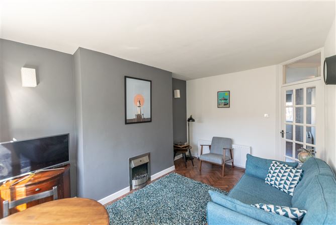 3 Albert Court, Sandycove, County Dublin