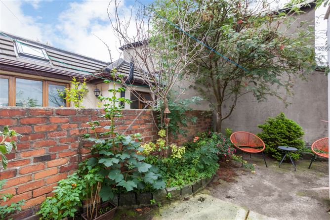 29 Avondale Avenue, Phibsboro, Dublin 7.