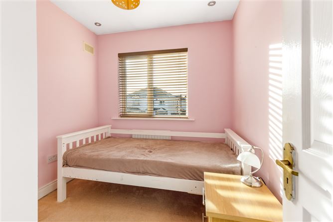 63 Oak Close, Bailis Downs, Navan, Co. Meath