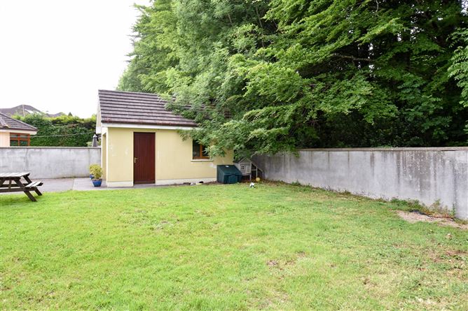 20 Pine Grove, Moycullen, Galway