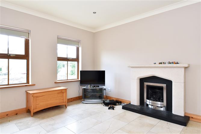 20 Pine Grove, Moycullen, Galway