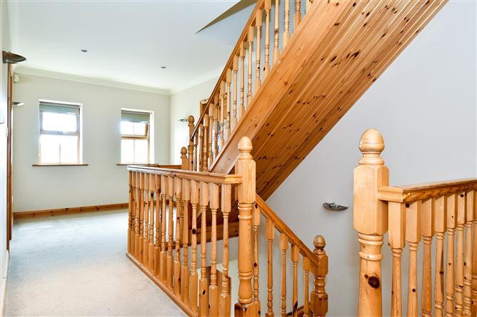 20 Pine Grove, Moycullen, Galway