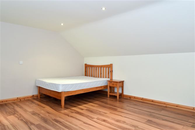 20 Pine Grove, Moycullen, Galway