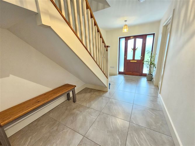 21 Meadow View, Clarecastle, Ennis, Co. Clare