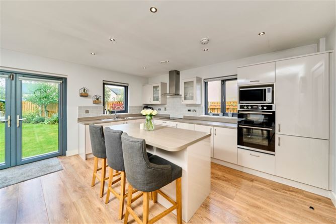 37 The Green, The Paddocks, Hansfield Wood, Dublin 15, County Dublin