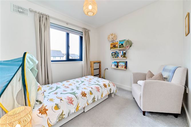 37 The Green, The Paddocks, Hansfield Wood, Dublin 15, County Dublin