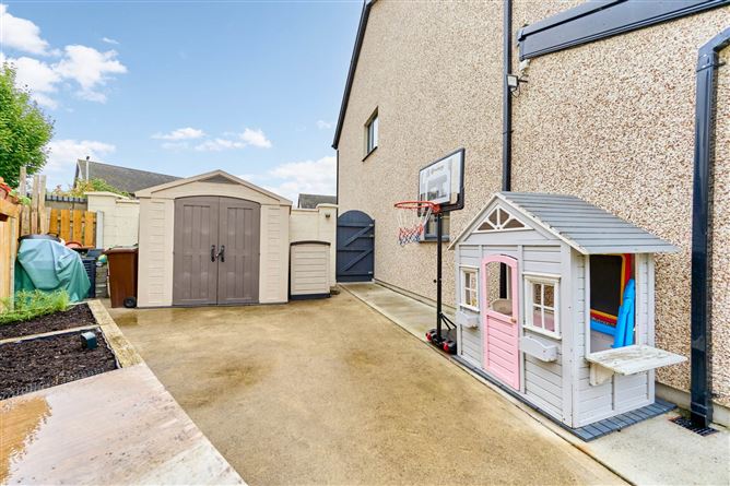 37 The Green, The Paddocks, Hansfield Wood, Dublin 15, County Dublin