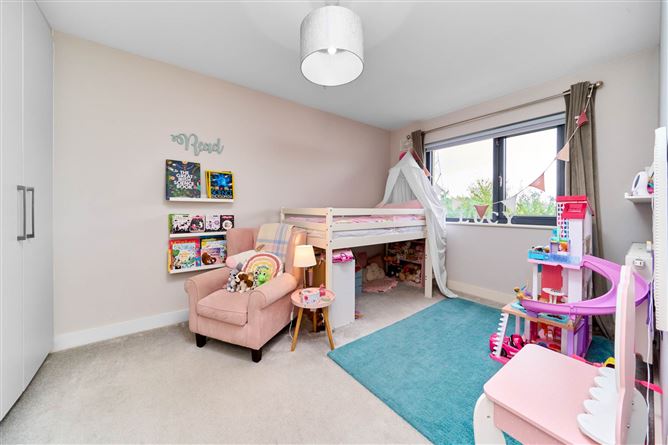 37 The Green, The Paddocks, Hansfield Wood, Dublin 15, County Dublin