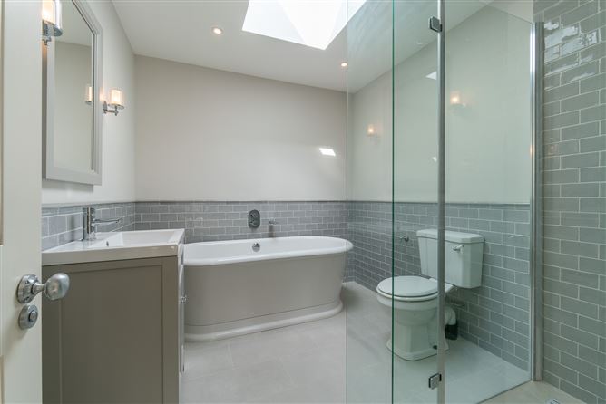 Wellington Lane  , Ballsbridge, Dublin 4