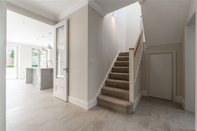 Wellington Lane  , Ballsbridge, Dublin 4