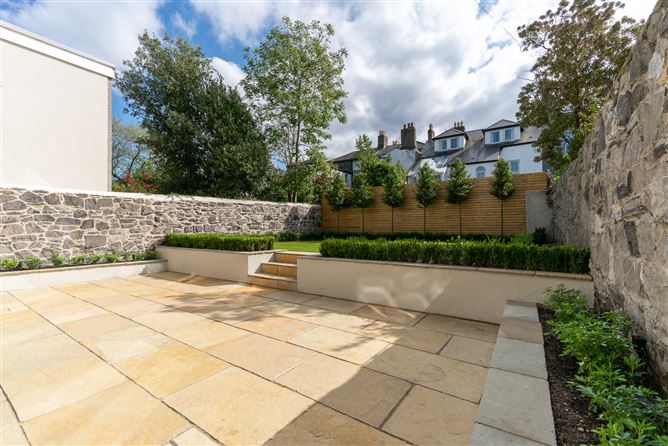 Wellington Lane  , Ballsbridge, Dublin 4