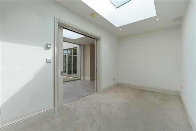 Wellington Lane  , Ballsbridge, Dublin 4