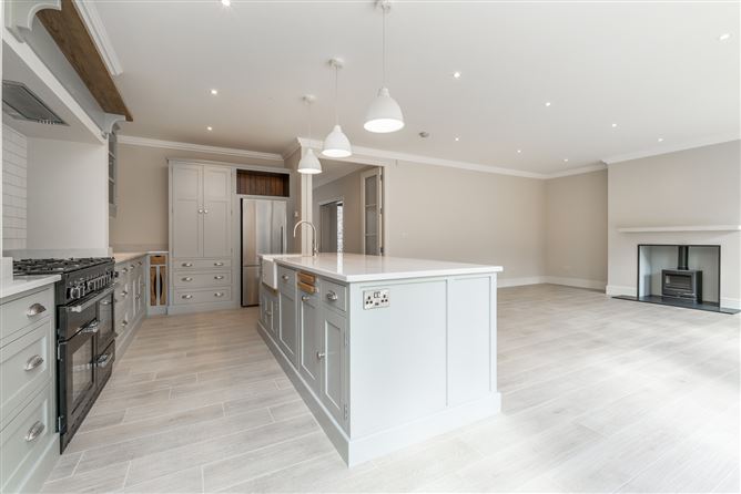 Wellington Lane  , Ballsbridge, Dublin 4