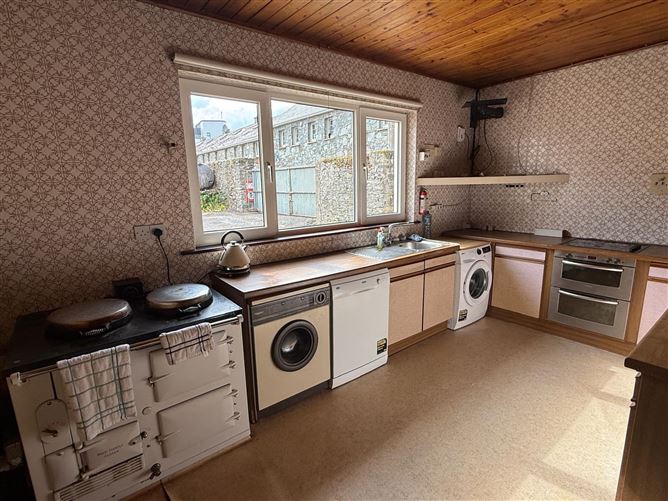 54 High Street, Killarney, Co. Kerry
