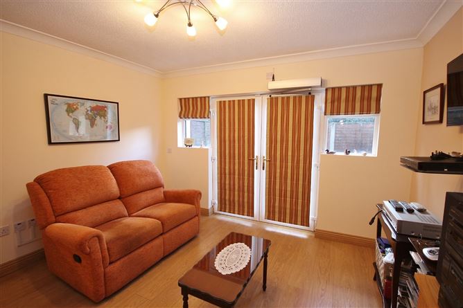 28 Kings Hall, Chapelizod, Dublin 20