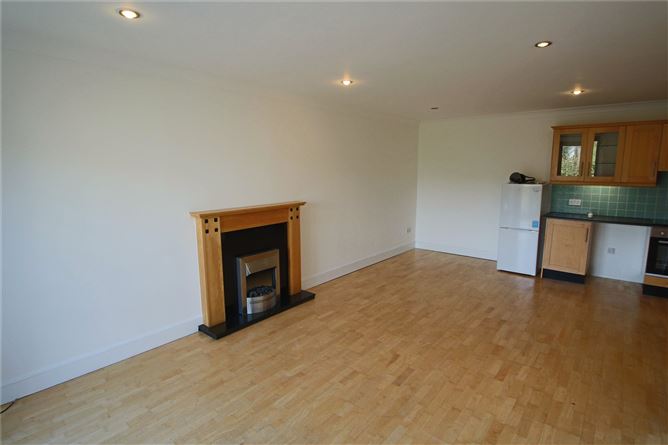 7 The Plaza, Central Park, Carrick-On-Shannon, Co. Leitrim