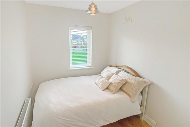 37 Cuirt Na Habhann, Claregalway, Co. Galway