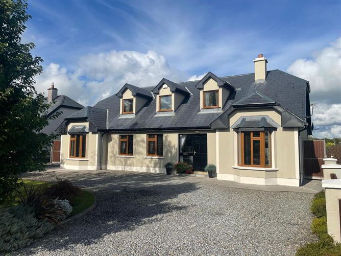 32 Ardsallagh Woods, Town, REA Seamus Carthy