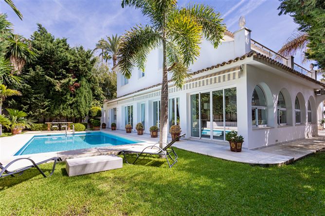 Spain, Marbella, Marbella Este - COSTA-00669P