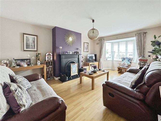 15 Ard Caoin, Gort Road, Ennis, County Clare