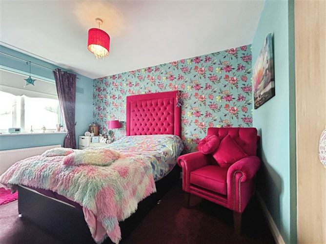 15 Ard Caoin, Gort Road, Ennis, County Clare