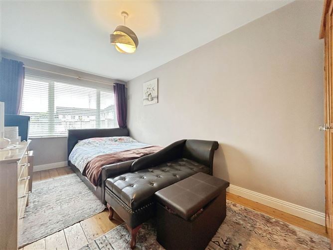 15 Ard Caoin, Gort Road, Ennis, County Clare