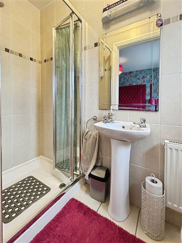 15 Ard Caoin, Gort Road, Ennis, County Clare