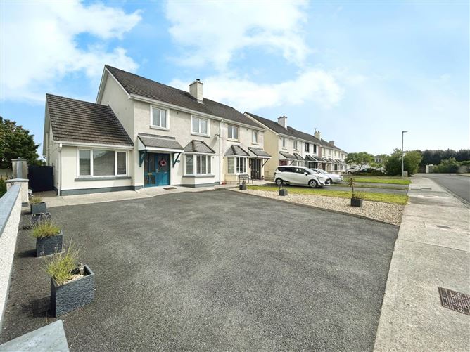 15 Ard Caoin, Gort Road, Ennis, County Clare