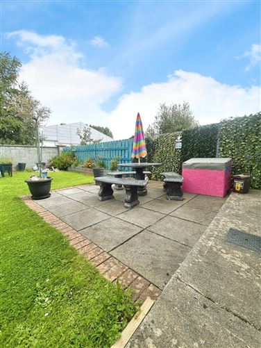 15 Ard Caoin, Gort Road, Ennis, County Clare