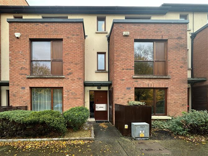 44 Castlegate Grove, Adamstown, Dublin