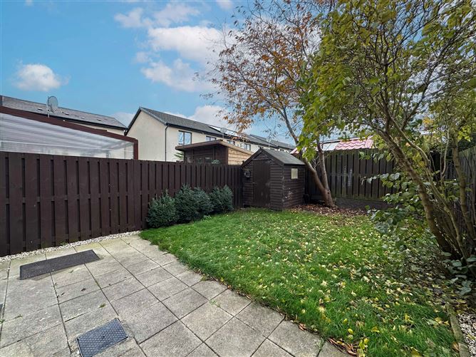 44 Castlegate Grove, Adamstown, Dublin