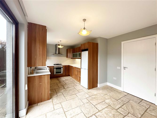 44 Castlegate Grove, Adamstown, Dublin