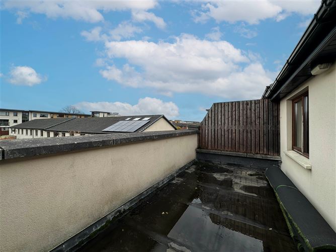 44 Castlegate Grove, Adamstown, Dublin