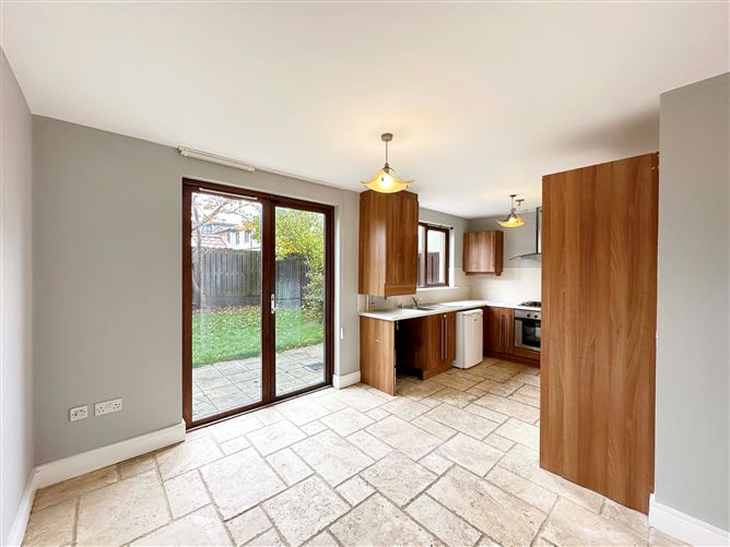 44 Castlegate Grove, Adamstown, Dublin