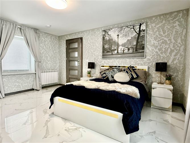 https://photos-a.propertyimages.ie/media/1/5/8/5015851/91a195a8-771e-4453-99ae-dd53a3fd6fe7_l.jpg