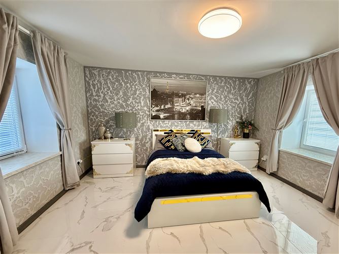 https://photos-a.propertyimages.ie/media/1/5/8/5015851/91a195a8-771e-4453-99ae-dd53a3fd6fe7_l.jpg