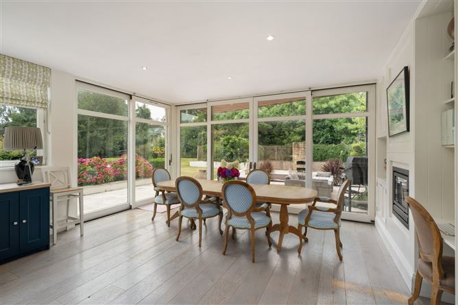 https://photos-a.propertyimages.ie/media/1/5/8/5018851/18ef78ea-bf0b-4747-a630-f23773aa698b_l.jpg