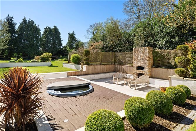 https://photos-a.propertyimages.ie/media/1/5/8/5018851/18ef78ea-bf0b-4747-a630-f23773aa698b_l.jpg
