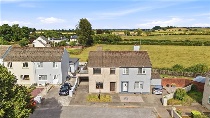 17 Pearse Park, Golden, Co. Tipperary